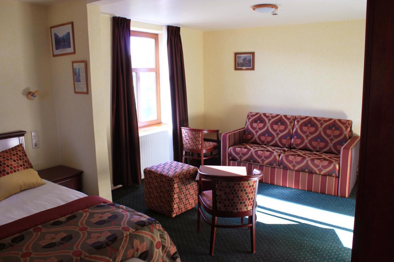 Auberge Des Cretes Falmignoul Zimmer foto